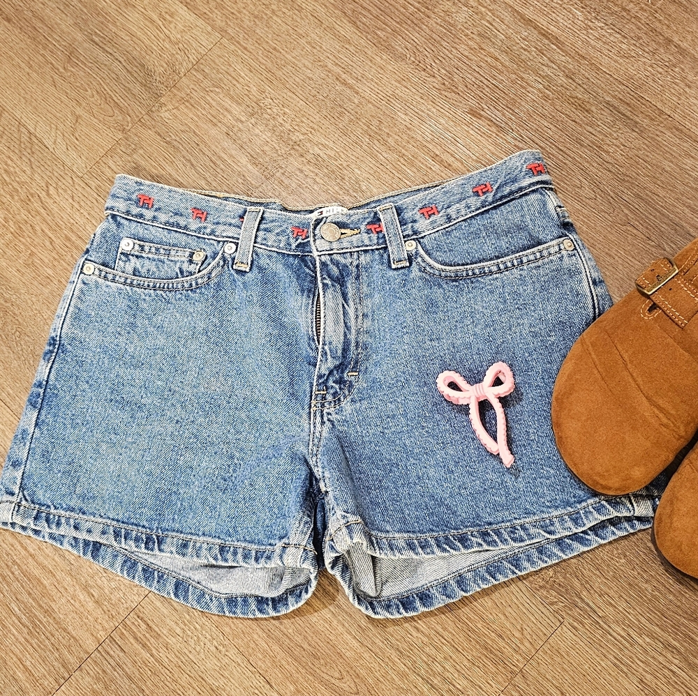 Tommy Hilfiger New Vintage Denim Shorts Women Size 6 90s Vibes